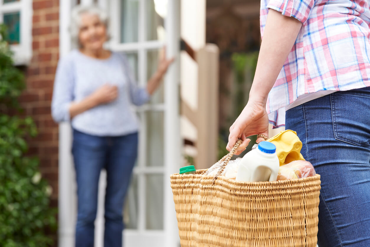Seniorenbetreuung und Pflegedienst Spandau - Versorgung nach Wunsch Einkaufen - Betreuung Betreuung in Ihrer Nähe